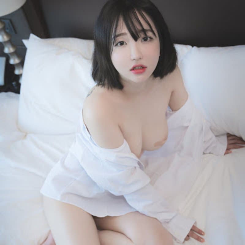 bộ ảnh nude Hàn Quốc của những hotgirl nổi tiếng