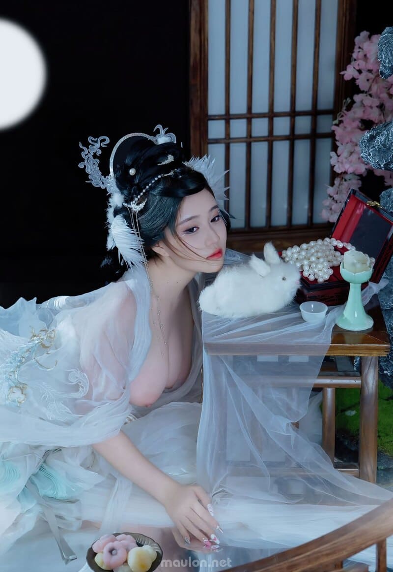 Hình ảnh nude gái xinh vú đẹp mông to nhìn ngon chảy nước